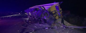 Смертельна троща на трасі Одеса-Рені: зіштовхнулись дві вантажівки